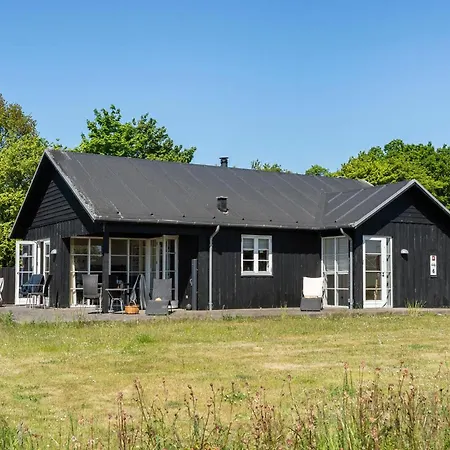 Cozy In With House Sea View Holiday home